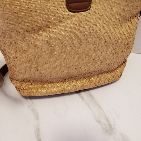 RELIC TAN WOVEN CROSSBODY/SHOULDERBAG - Picture 4 of 8